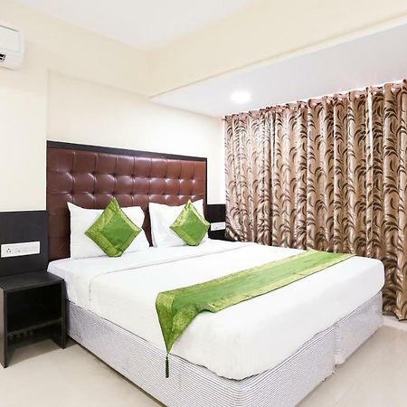Treebo Trend Aviva Suites Mumbai  Buitenkant foto