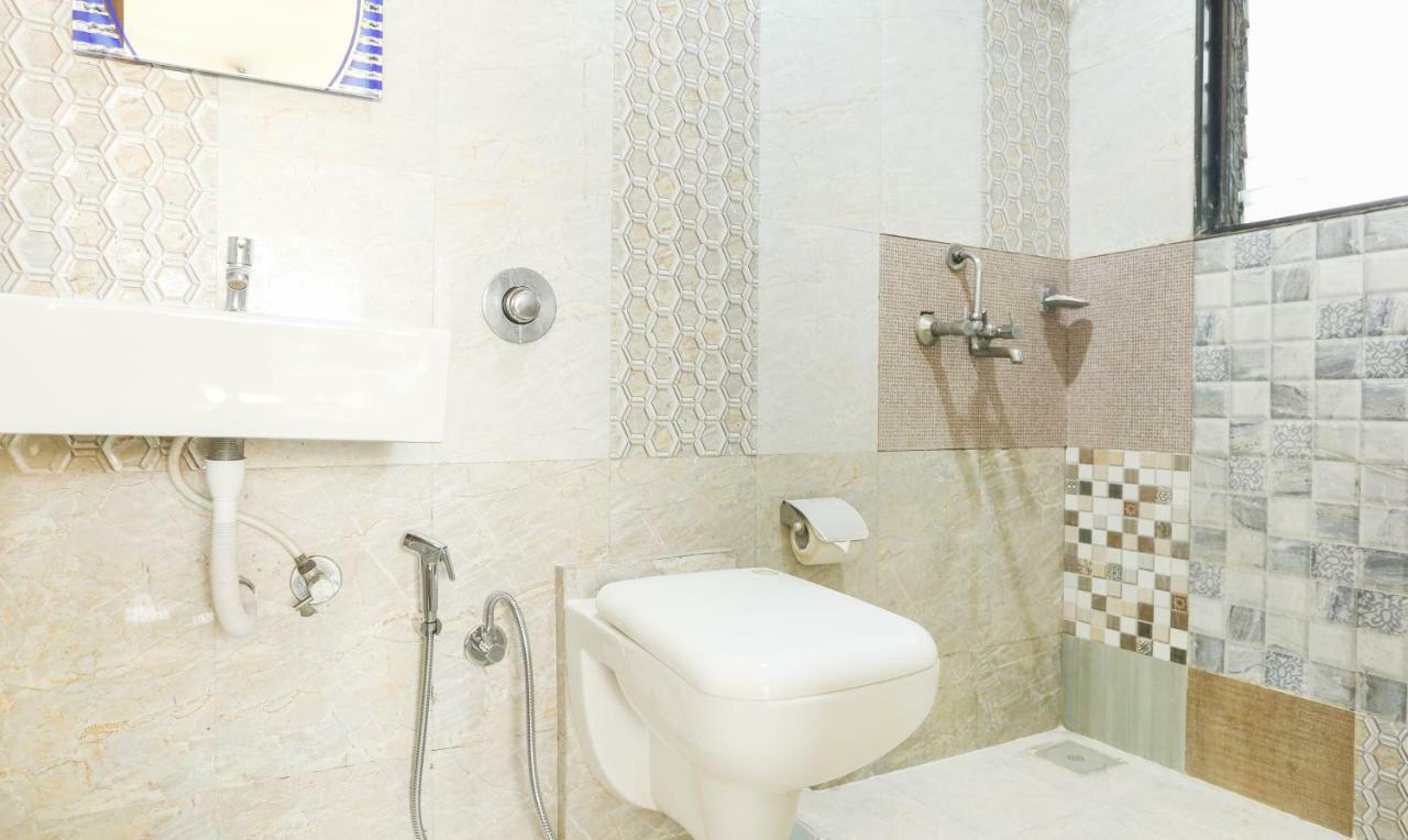 Treebo Trend Aviva Suites Mumbai  Buitenkant foto
