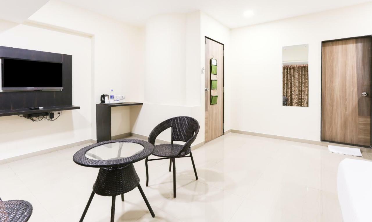 Treebo Trend Aviva Suites Mumbai  Buitenkant foto